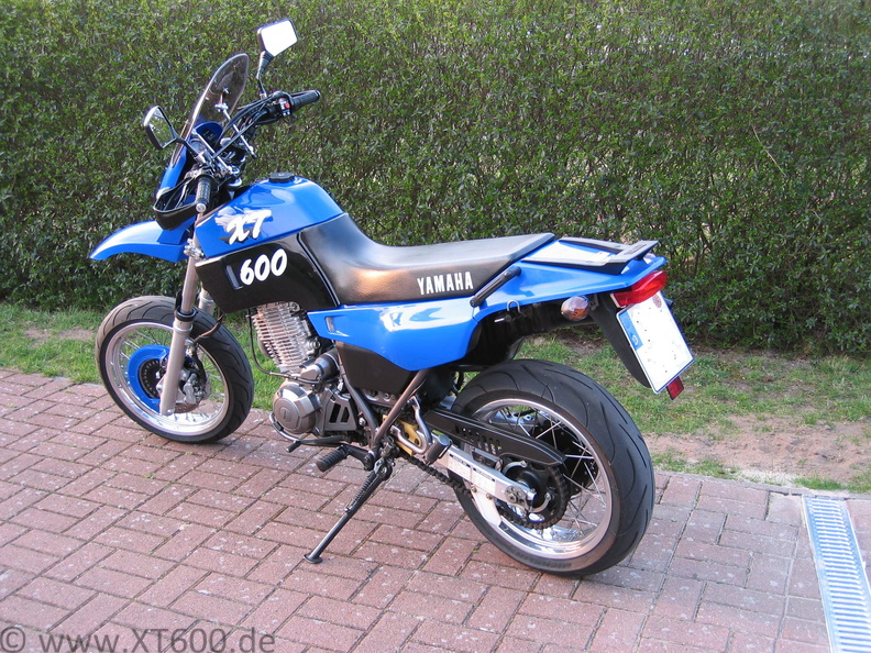 XT600-4